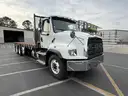 2014 Freightliner 114SD Tri/A Flatbed Truck