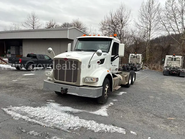 2016 Peterbilt 567 T/A Day Cab Truck Tractor-Inoperable