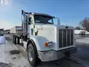 2014 Peterbilt 365 Tri/A Flatbed Truck