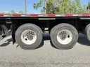 2015 Peterbilt 567 Tri/A Flatbed Truck