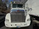 2009 Peterbilt 386 T/A Day Cab Truck Tractor