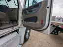 2015 Freightliner Cascadia 125 Day Cab T/A Truck Tractor