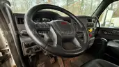 2015 Peterbilt 567 T/A Day Cab Truck Tractor