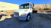 2004 Freightliner M2 106 S/A Cab & Chassis Inoperable