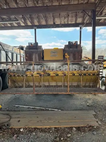 1980 Etnyre Chip Spreader K4762