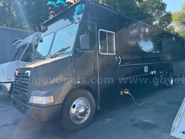 1995 Chevy Mobile Command Center
