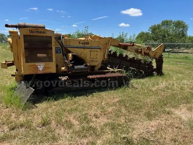 Vermeer Trencher - T-600D