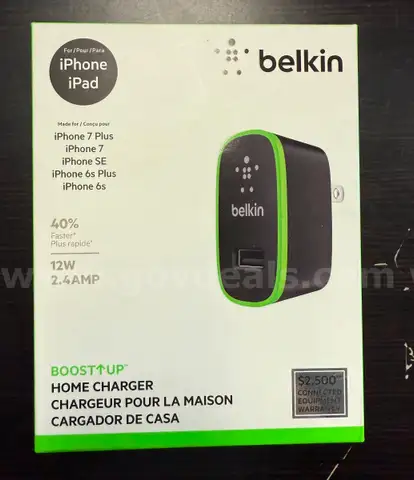 *Lot of 50* Belkin Boost Up Home Charger &#x2013; 12W/2.4A USB Wall Adapter &#x2013; For iPhone/iPad (Black/Green)(NEW IN BOX)