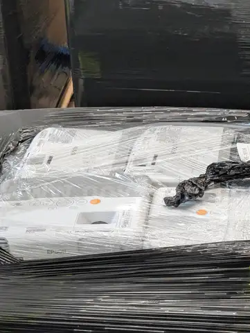 2 pallets of Projectors: Take all lot