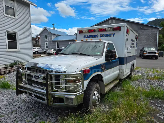 2009 Ford F-350 SD XLT DRW 4WD
