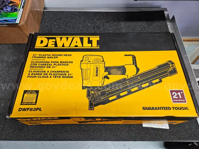 Lot of (2) Brand NEW DeWALT pneumatic nail guns