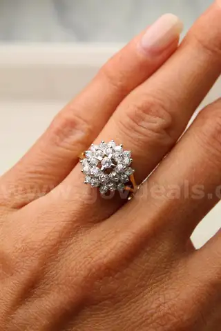 Estate Jewelry | 14K Gold CZ Floral Cluster Ring - Size 7