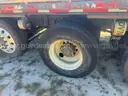2015 Peterbilt 567 24 Ft Flatbed Truck