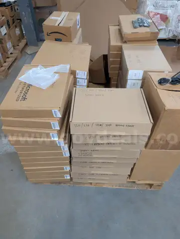 5 Pallets of Laptop Parts for Various Models