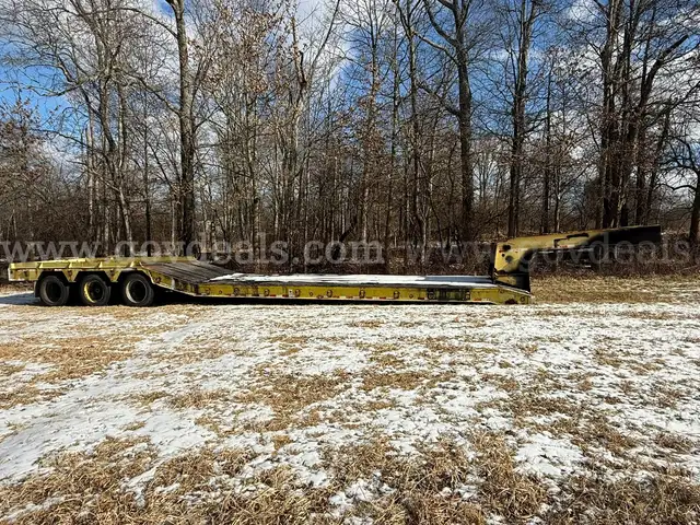 1995 Etnyre Low Bed Trailer