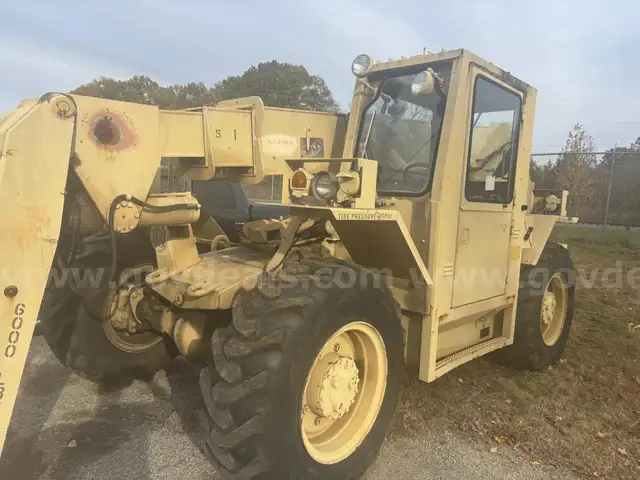 SKYTRAK Truck Fork Lift