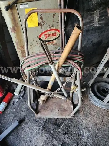 Cart with brazing rods (thick & thin) 