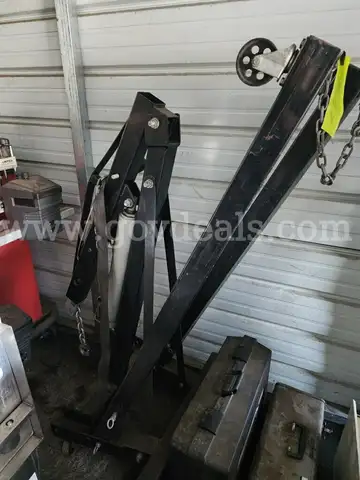 Automotive Engine Hoist