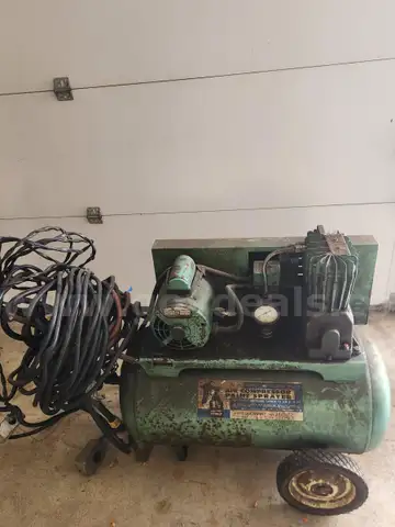 Sears Commercial 1.5 HP Compressor/ 220v cord attached