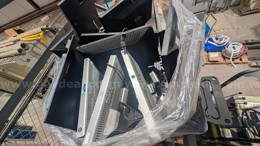 Lot of Computer Monitors
