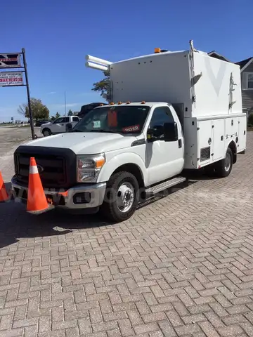 2012 Ford F-350 SD XL DRW 2WD