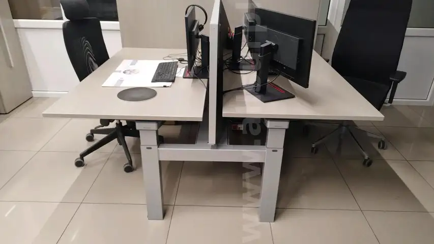 4x Steelcase Double Desk and 16x Office Sideboard