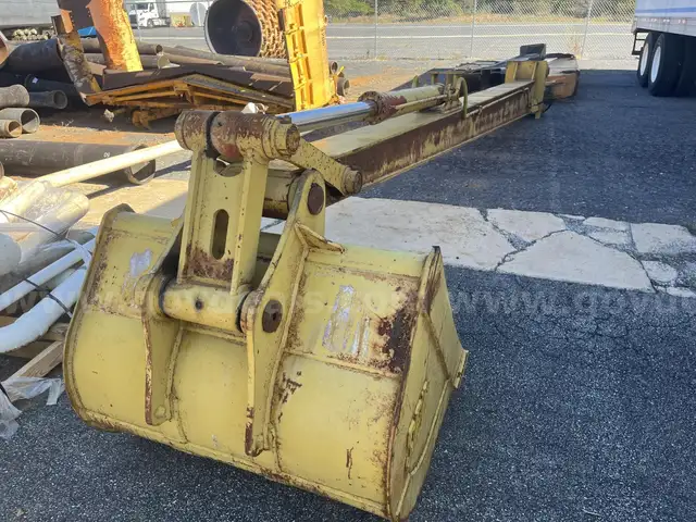 EXTENSION BOOM CAT D9 STONE SPREADER