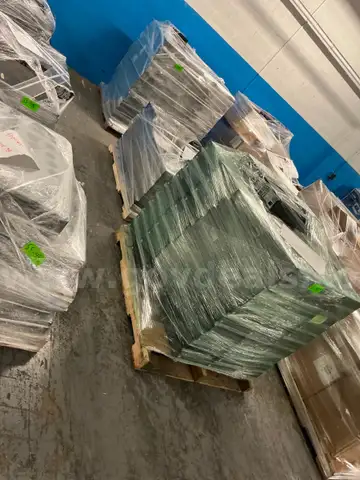 3 pallets of hp pro desk 600 g3 i5 desktops approximately 323 units  (PICKUP ONLY) ( NO HARD DRIVES INCLUDED)