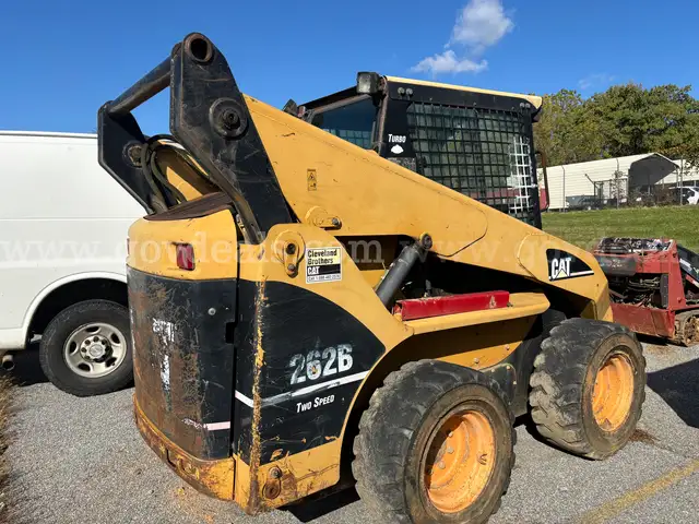 CAT SKID STEER 262B
