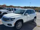 2015 Volkswagen Tiguan S 4Motion 4-DR, 2.0L L4 DOHC 16V TURBO.