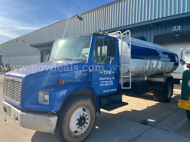 2003 Freightliner FL70 Fuel Truck