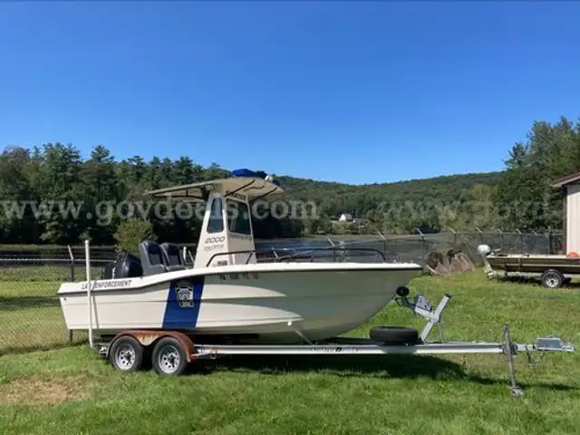 1996 20&#x27; Center Console Boat, 225 HP Motor, &#x26; EZ Loader Trailer