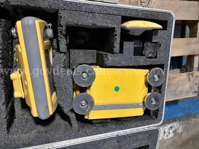 CAT MS995 – Grade Control GPS Receiver