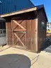WOODEN LIVE STOCK SHED 8&#x27;X8&#x27;