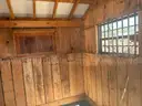 WOODEN LIVE STOCK SHED 8&#x27;X8&#x27;