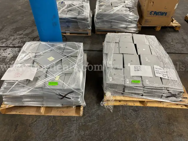 2 Pallets of HP Elite Books (Aprox. 356 Units) ( PICKUP ONLY)(NO HARD DRIVES INCLUDED)