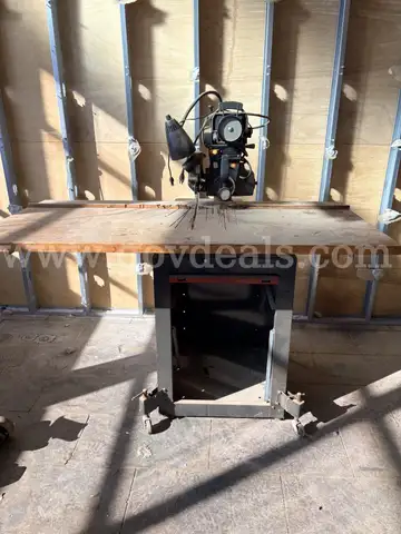 Sears 10" Radial Arm Saw on Workstation Table – 110V