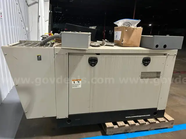 GENERATOR CUMMINS 30GGMC-6113