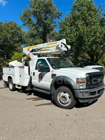 2008 Ford F-550 Bucket Truck  SEE VIDEO!!!