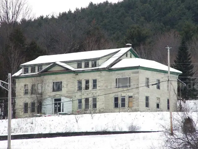 9,842sqft Fixer-Upper on 0.9 Acres – Prime Value-Add Opportunity in Mineville, NY!