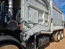 2003 Mack LE613 McNeilus 30 Cu Yard Front Load Garbage Truck