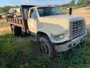 1996 Ford F800