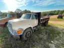 1996 Ford F800