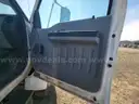 2013 Ford F750 Super Duty 20 Ft Flatbed Truck