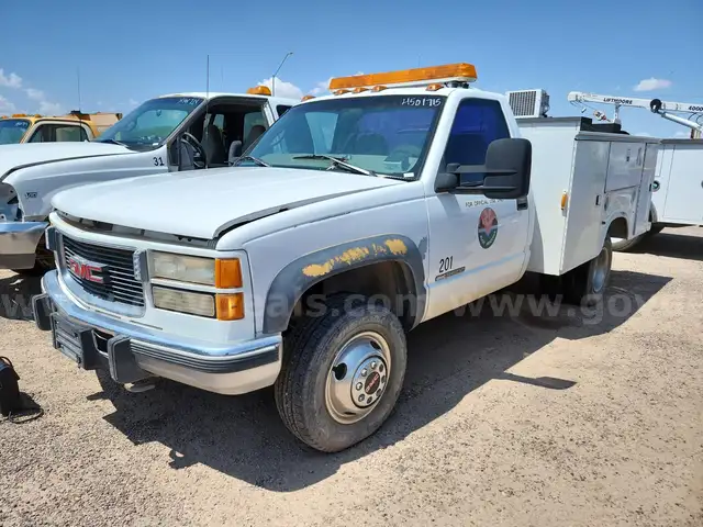 1997 GMC Sierra C/K 3500 Reg. Cab 4WD