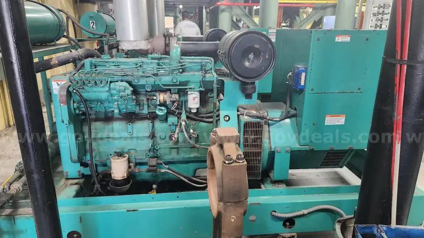 Two Cummins Generators Model: 125DGEA And Transfer Switch