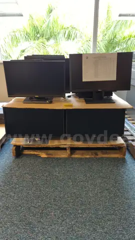Quantity 24 Total - DELL Monitors - 22&#x22; Pallet #230
