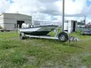 BOSTON WHALER 16&#x27; 7&#x22; FIBERGLASS, SINGLE-AXLE TRAILER, 90-HP OUTBOARD