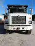 2004 INTERNATIONAL DUMP TRUCK MODEL 5600i