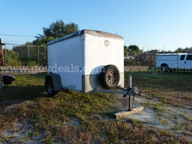 2011 WELLS-CARGO 8'X5' ENCLOSED ALUMINUM TRAILER, DROP-DOWN RAMP DOOR